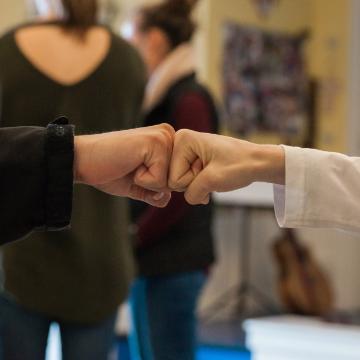 Fist Bump Square 